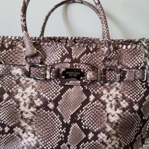 Large Michael Kors satchel